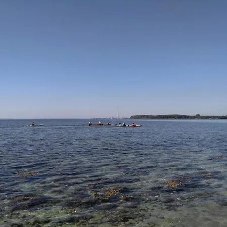 6 Person In Ronde-by Traum Rønde